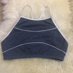 Highneck Light Sports Bra